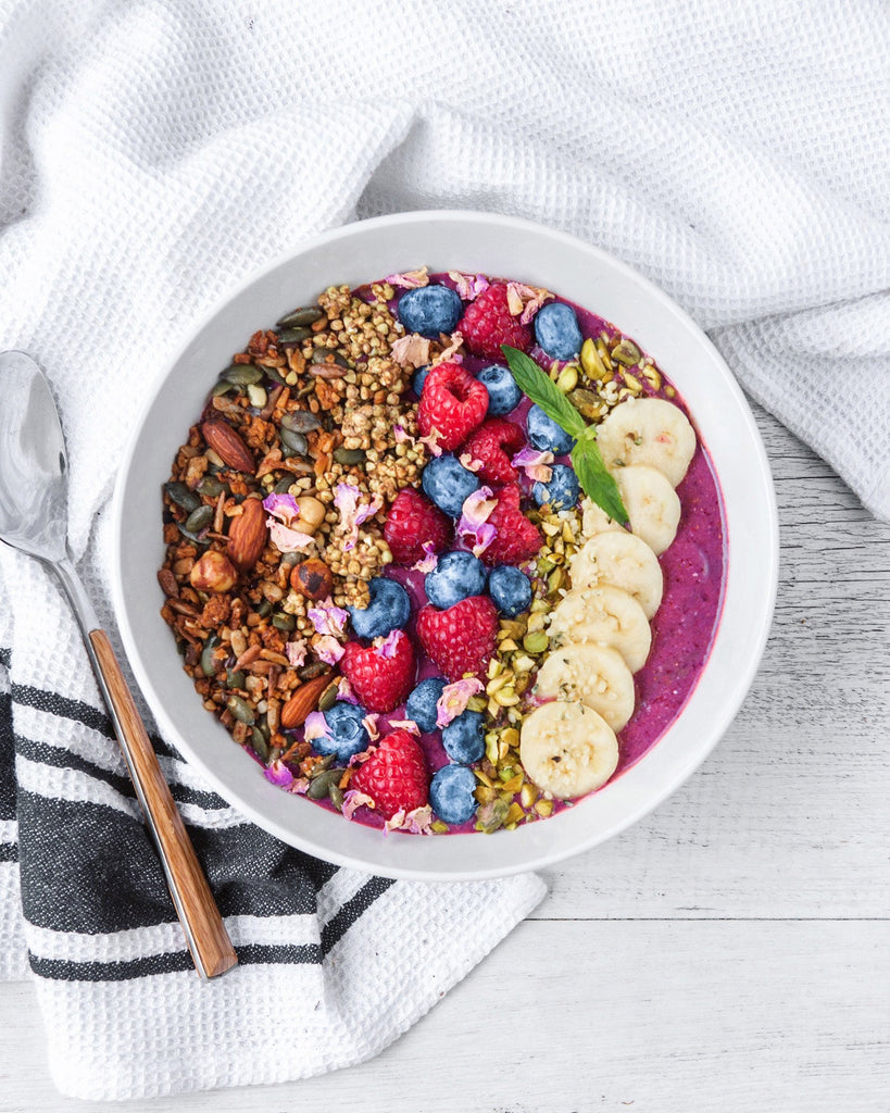 SUMMER BERRY PROTEIN SMOOTHIE BOWL
  
  
  
    | Tropeaka