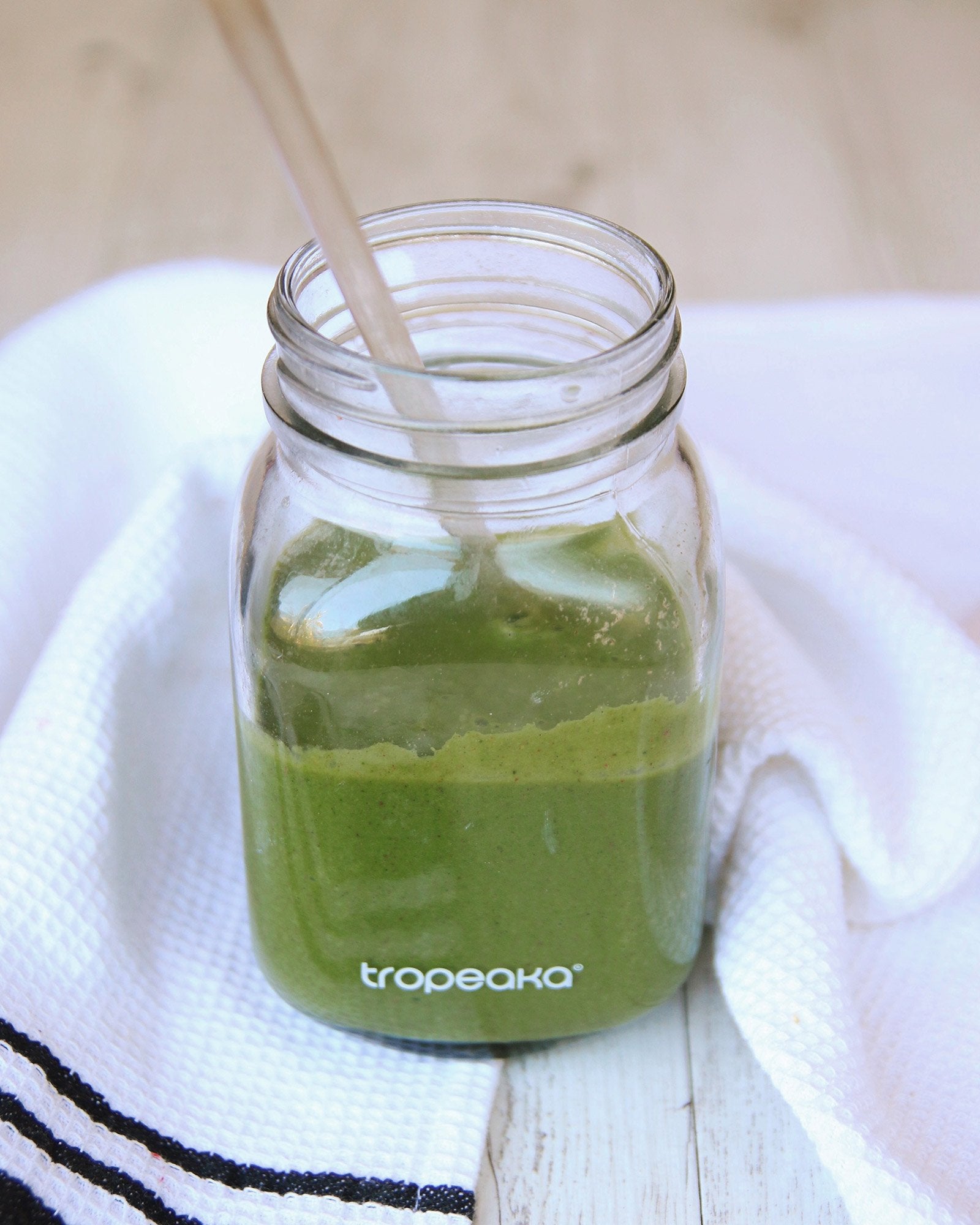 GREEN SUPERFOOD BREAKFAST SMOOTHIE
